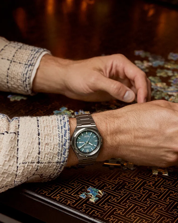 Zenshin Three-hand Green Dial Super Titanium Bracelet AW0130-85X Zenshin Three-hand Green Dial Super Titanium Bracelet AW0130-85X